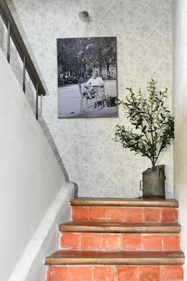 Mas Lou Parpaioun Bed & Breakfast Crestet Exterior photo
